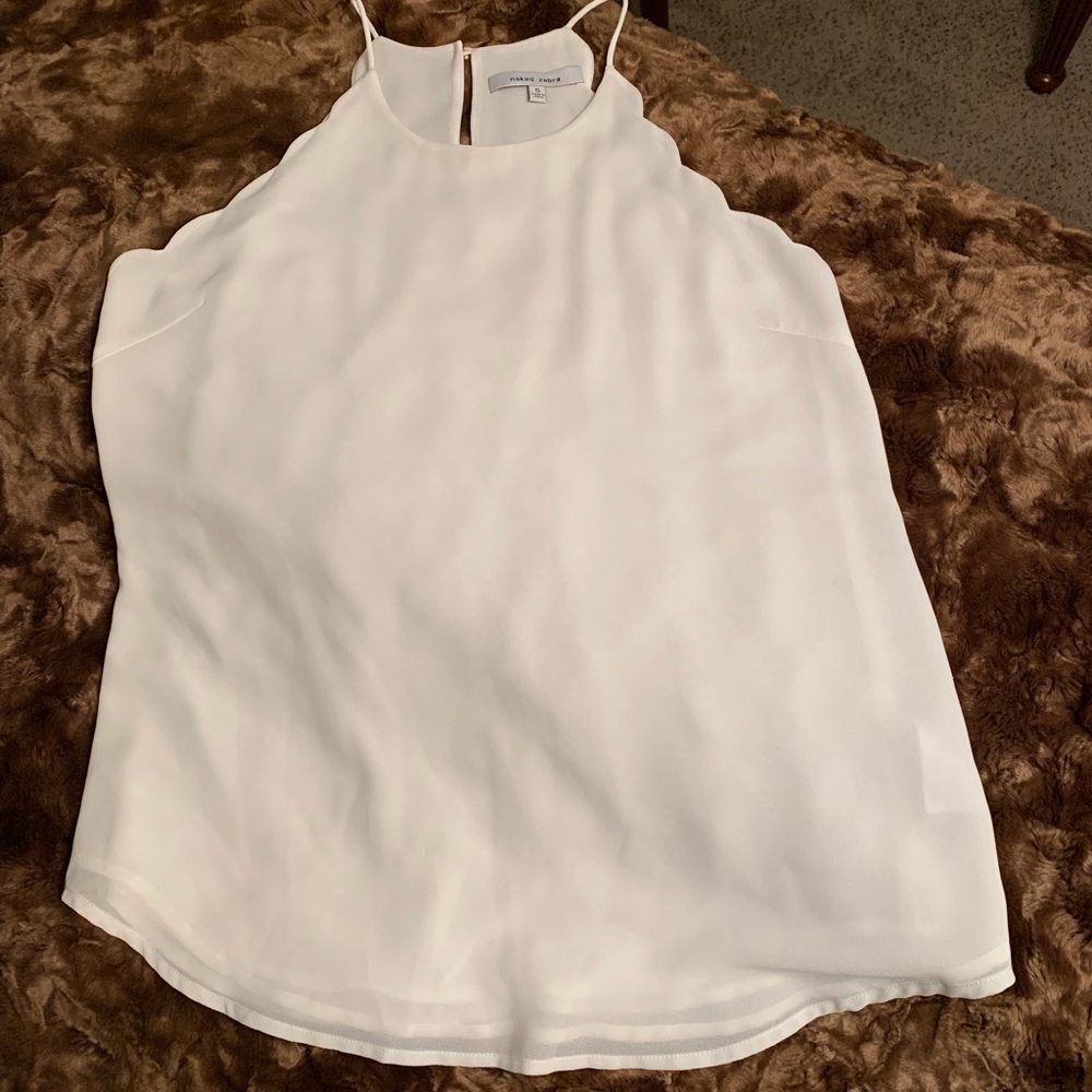 Scalloped Edge Tank